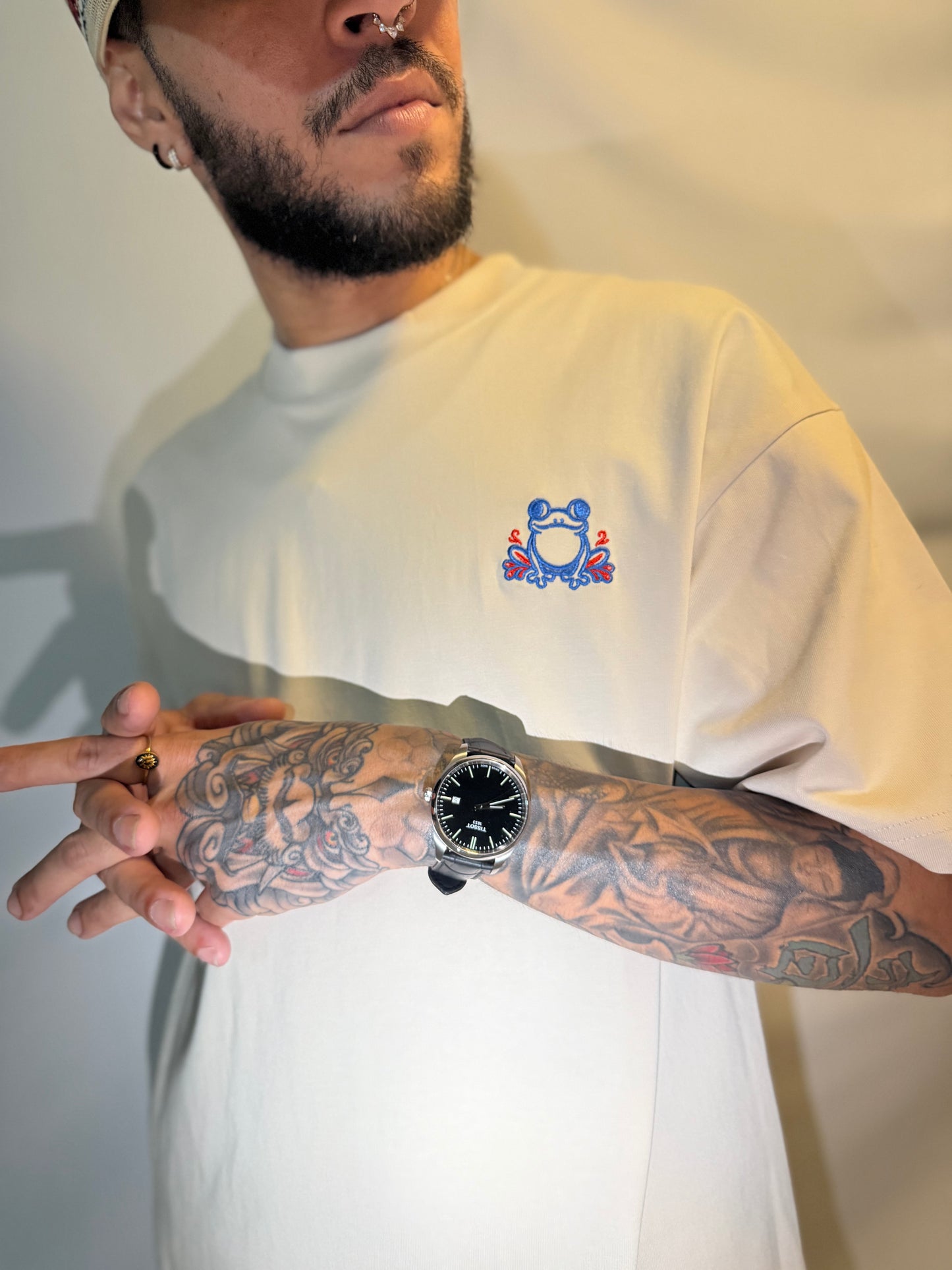 Camisa Premium Oversized Bordado Mediano D’BORIKÍ™ by DTUPPR -Edición Limitada
