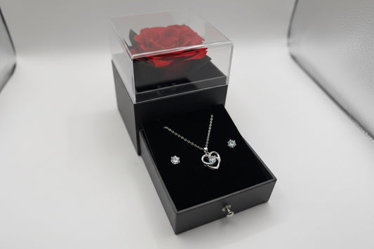 Conjunto de Collar y Aretes de Corazón en Plata de Ley