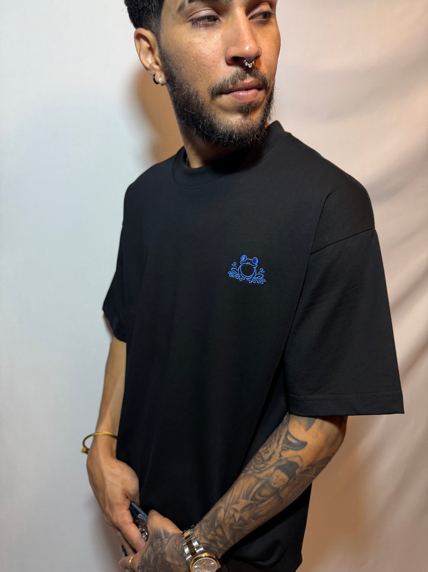 Camisa Premium Oversized Bordado Mediano D’BORIKÍ™ by DTUPPR -Edición Limitada