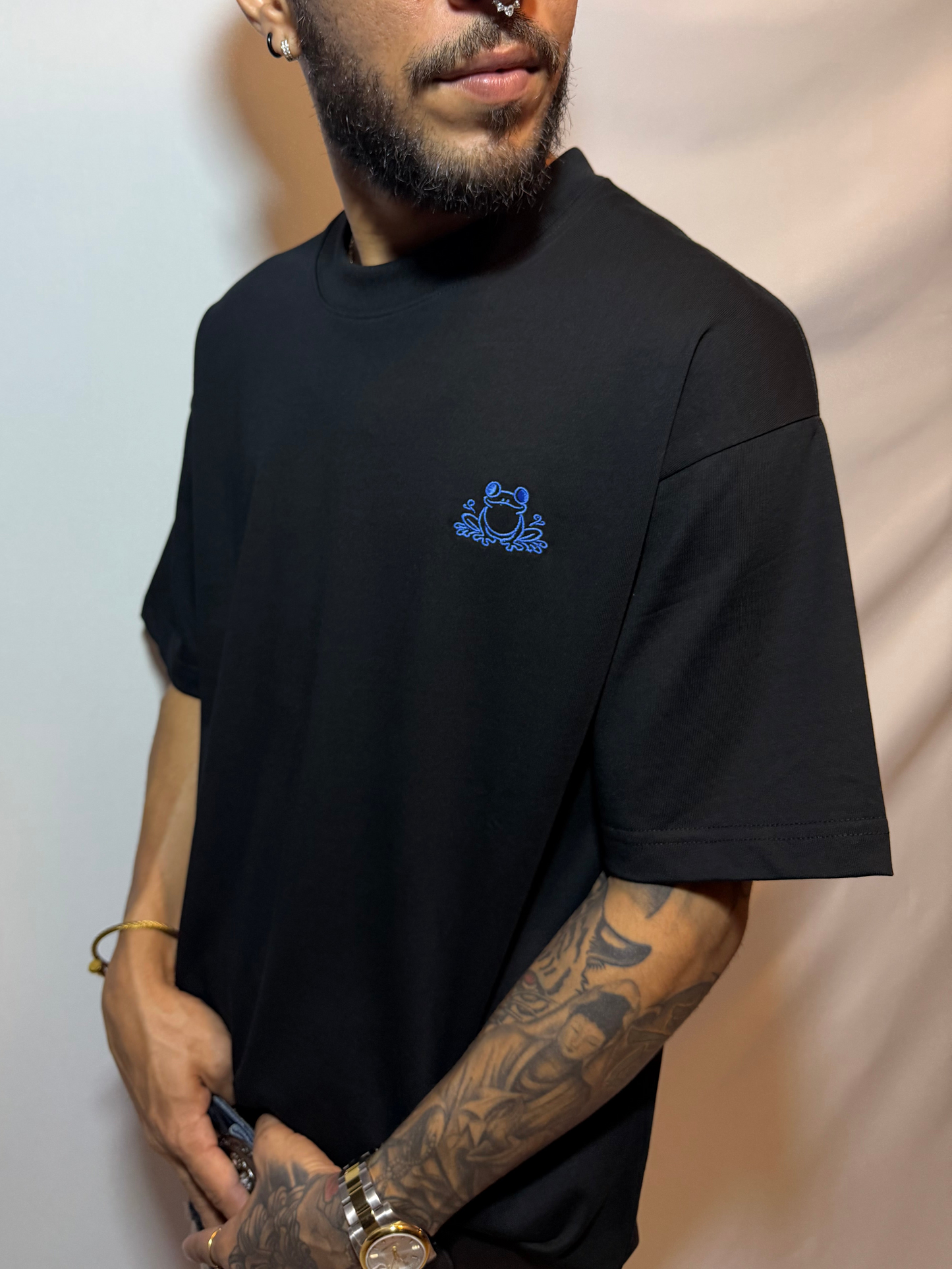 Camisa Premium Oversized Bordado Mediano D’BORIKÍ™ by DTUPPR -Edición Limitada