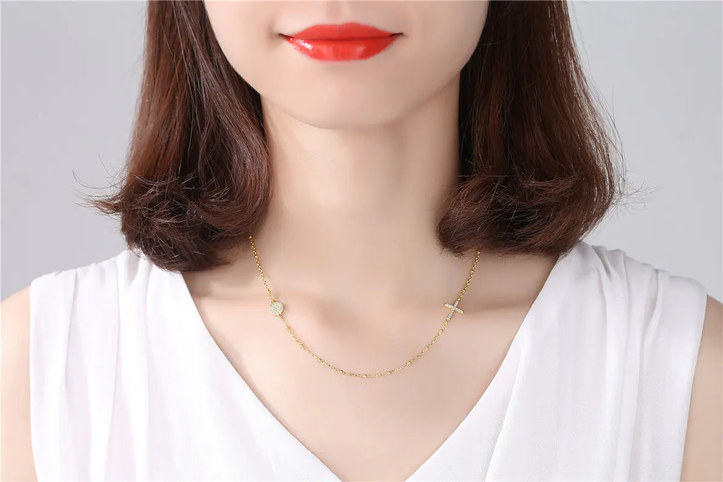 Collar de Cruz Ojo del Diablo en Plata de Ley 925 para Mujeres