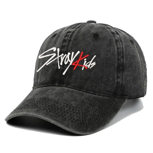 Gorra de Stray Kids SKZOO Idol Gift Versión coreana Tela de algodón puro Gorra de béisbol lavada bordada para hombres y mujeres Protección solar