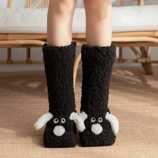 Calcetines de Peluche para Mujer con Diseño de Perro