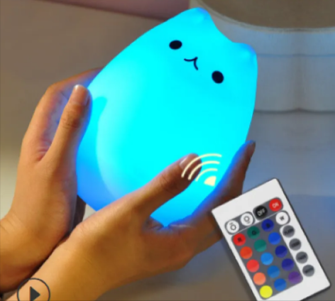 Luz Nocturna LED de Silicona para Bebé – Toque Suave, Recargable y Multicolor