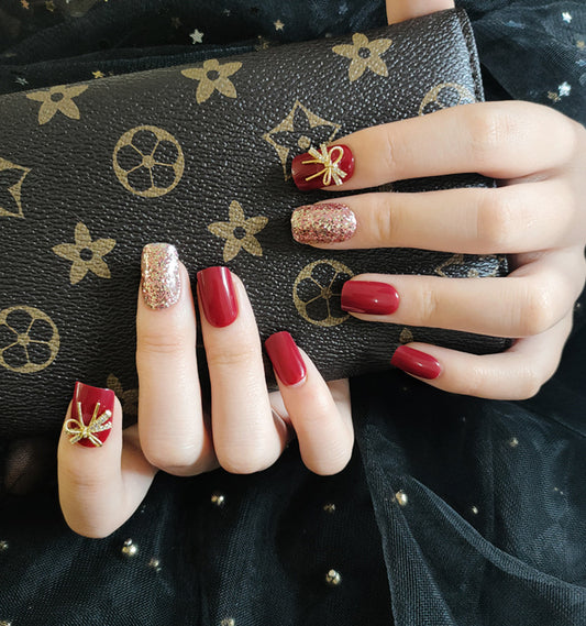 Parches de Uñas Color Vino 💅 Manicura Elegante en Minutos