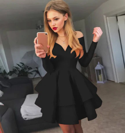 Vestido Elegante con Cuello en V Profundo y Manga Larga